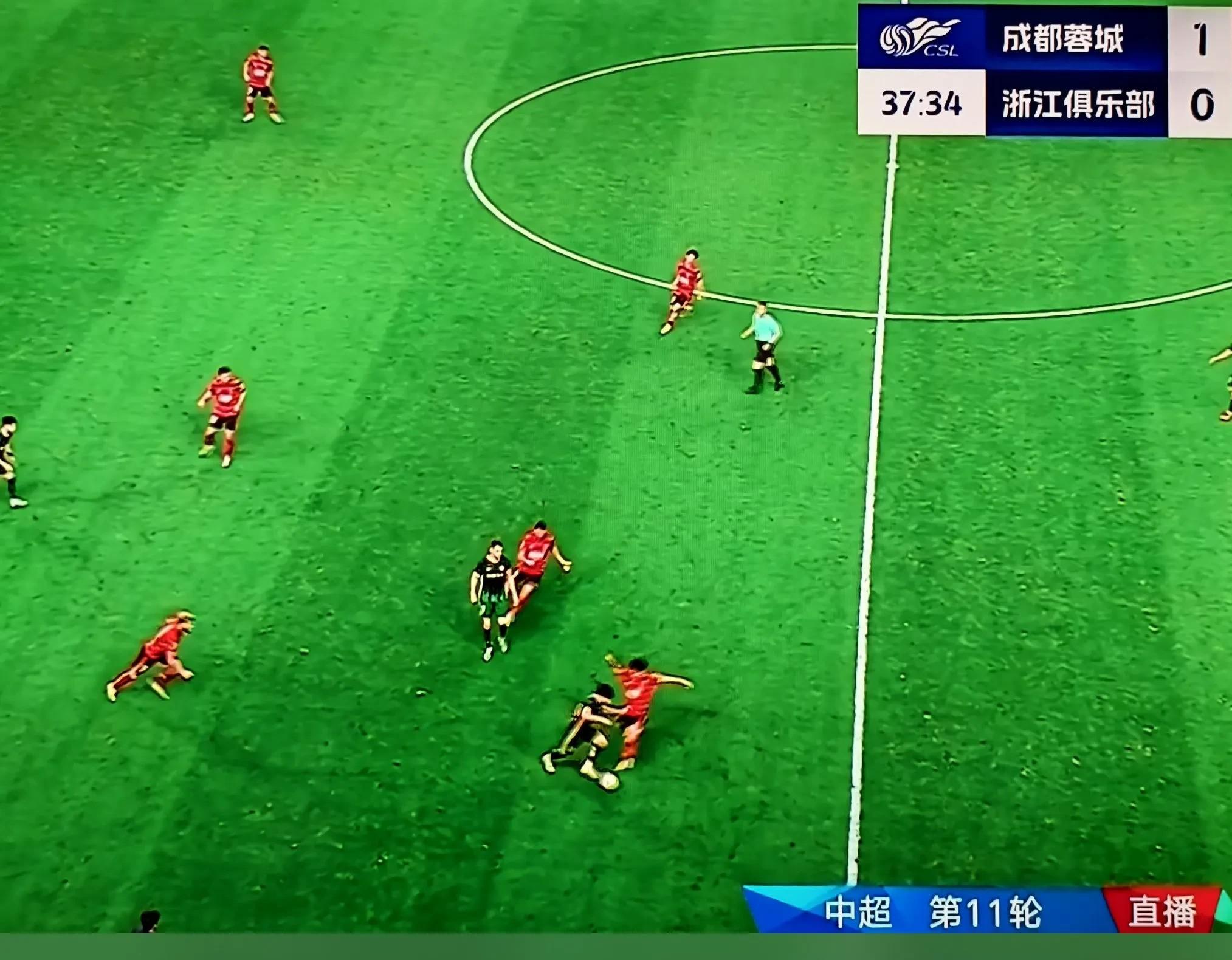 开云体育vip注册-传球策应精准，球队进攻连连得手