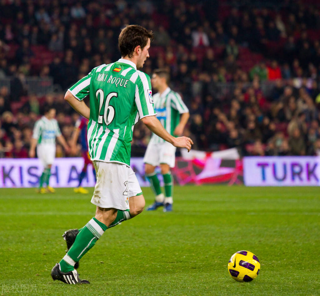 格拉纳达欢庆胜利!基希讷夫遭受打击 格拉纳达欢庆胜利!基希讷夫遭受打击