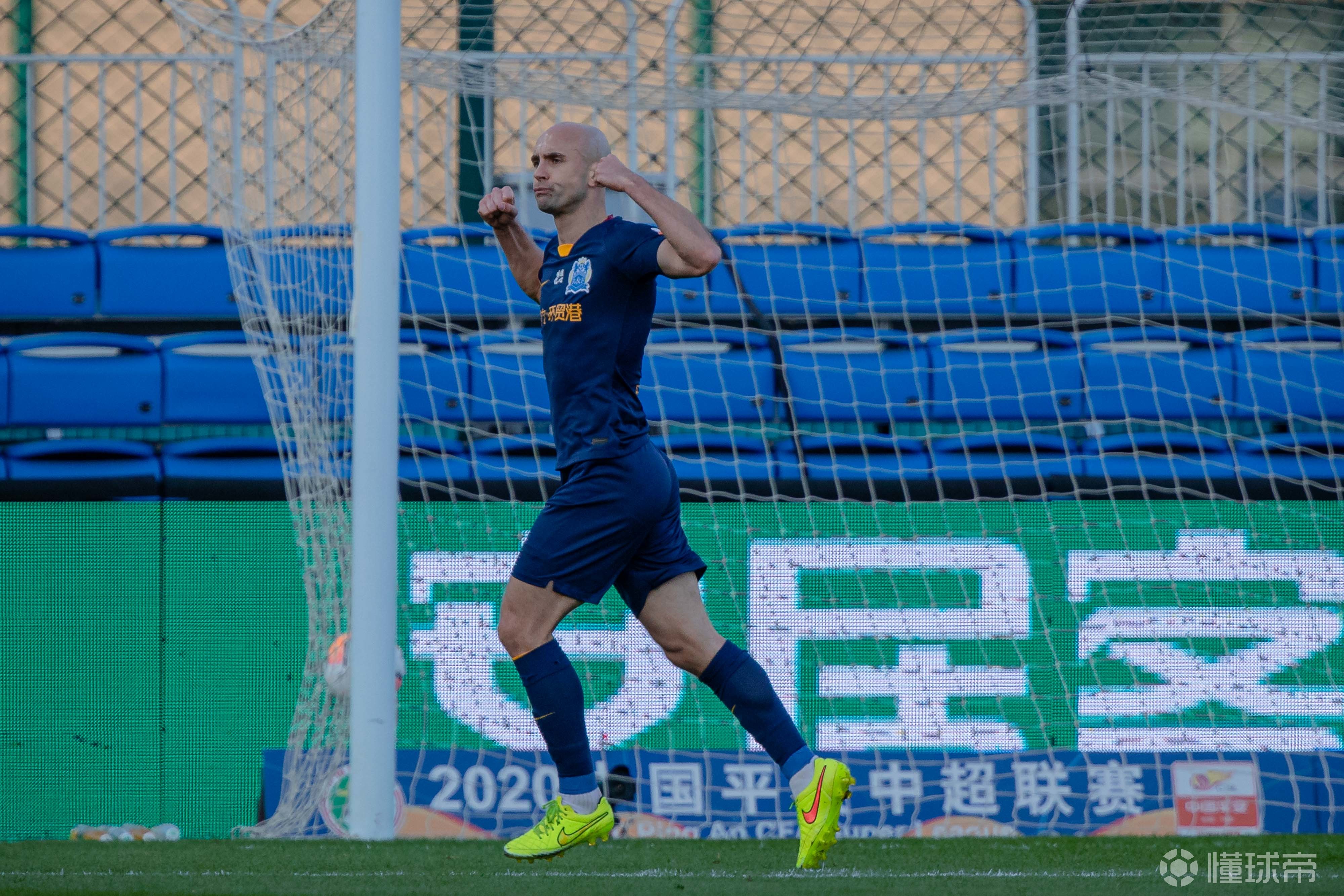 阿联酋中场租借加盟俄超球队 阿联酋中场租借加盟俄超球队