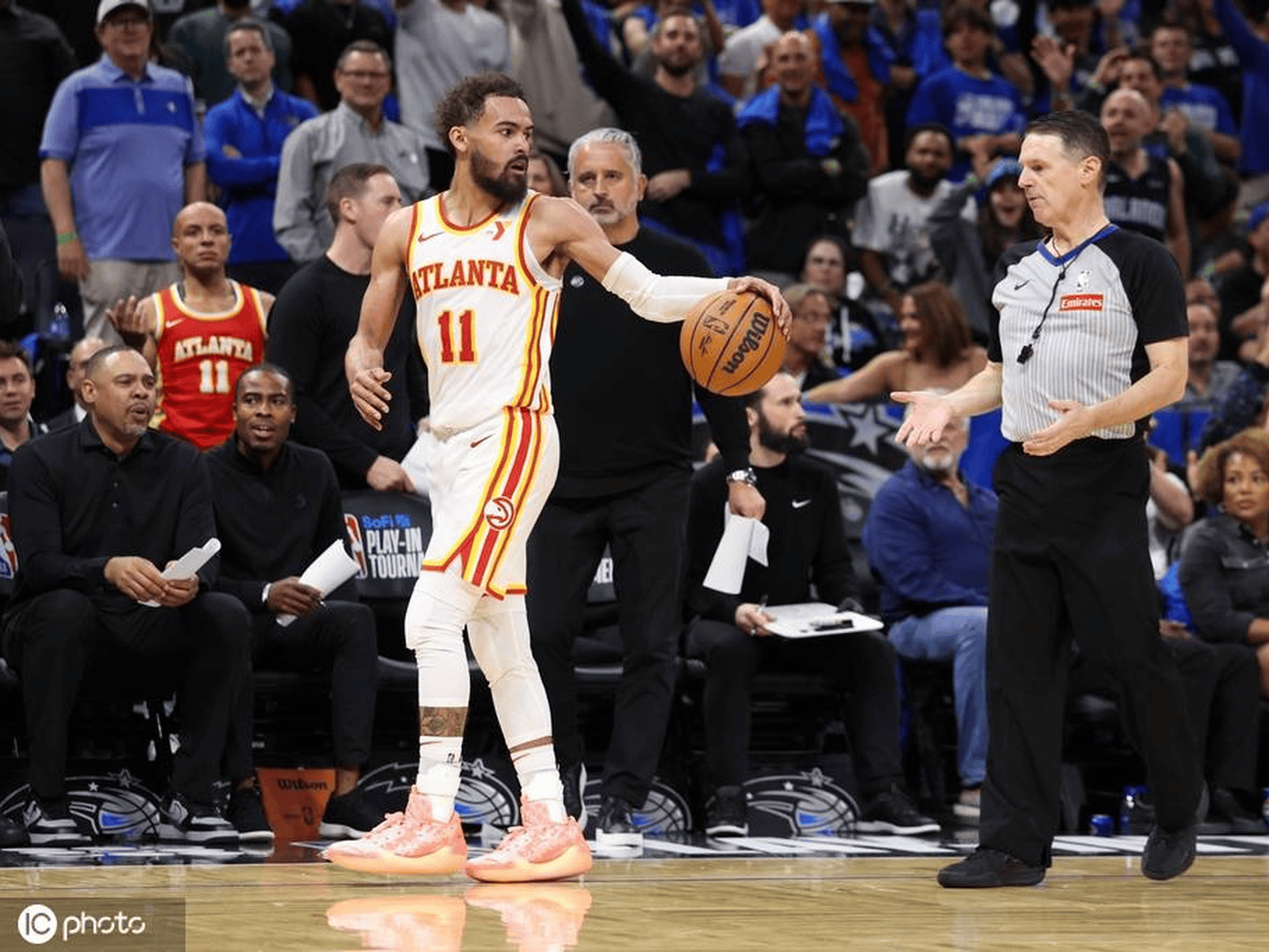 骑士不敌老鹰,特雷-杨砍下42分 骑士不敌老鹰,特雷-杨砍下42分