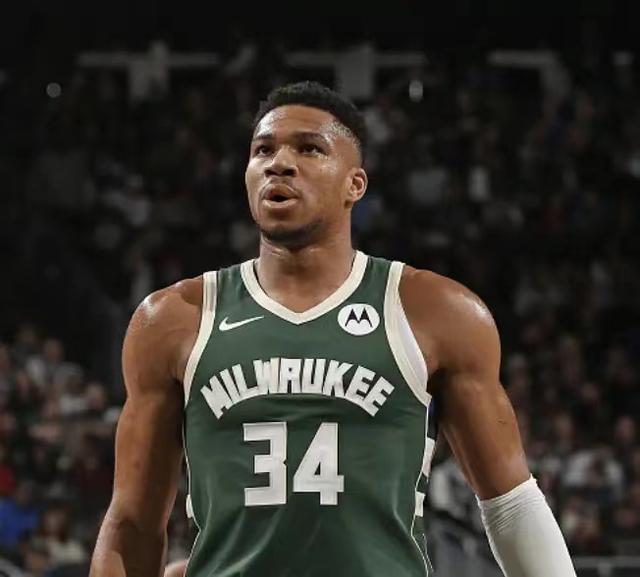 开云体育下载-雄鹿再胜魔术，保持赛季不败