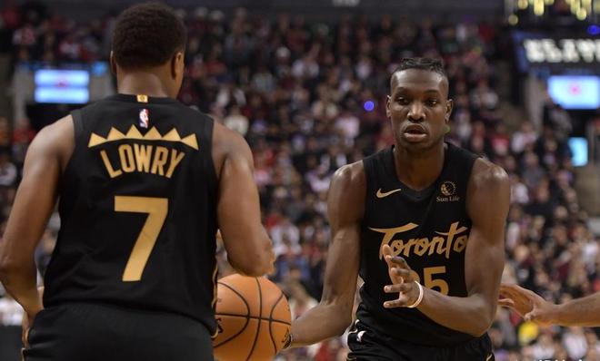 开云体育视频-包含比赛外的故事：球员的家庭生活的词条