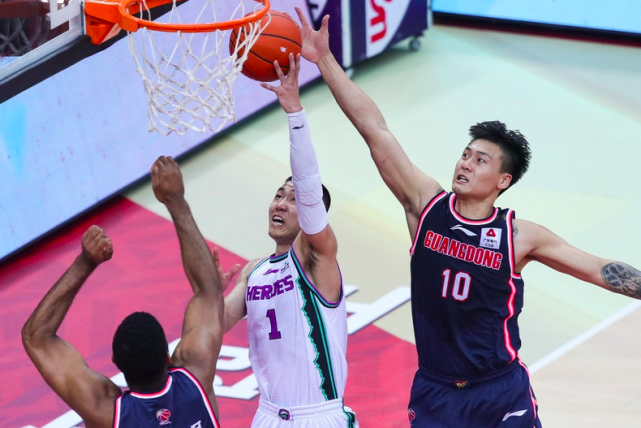 开云体育官网入口-关键球来临，球队核心挺身而出，力保胜利！的简单介绍